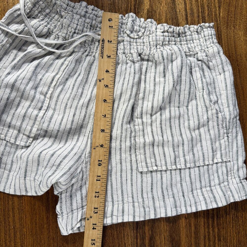 Time & Tru Linen Blend Shorts Size Small 4-6 White Black Stripe Pockets - Picture 6 of 7